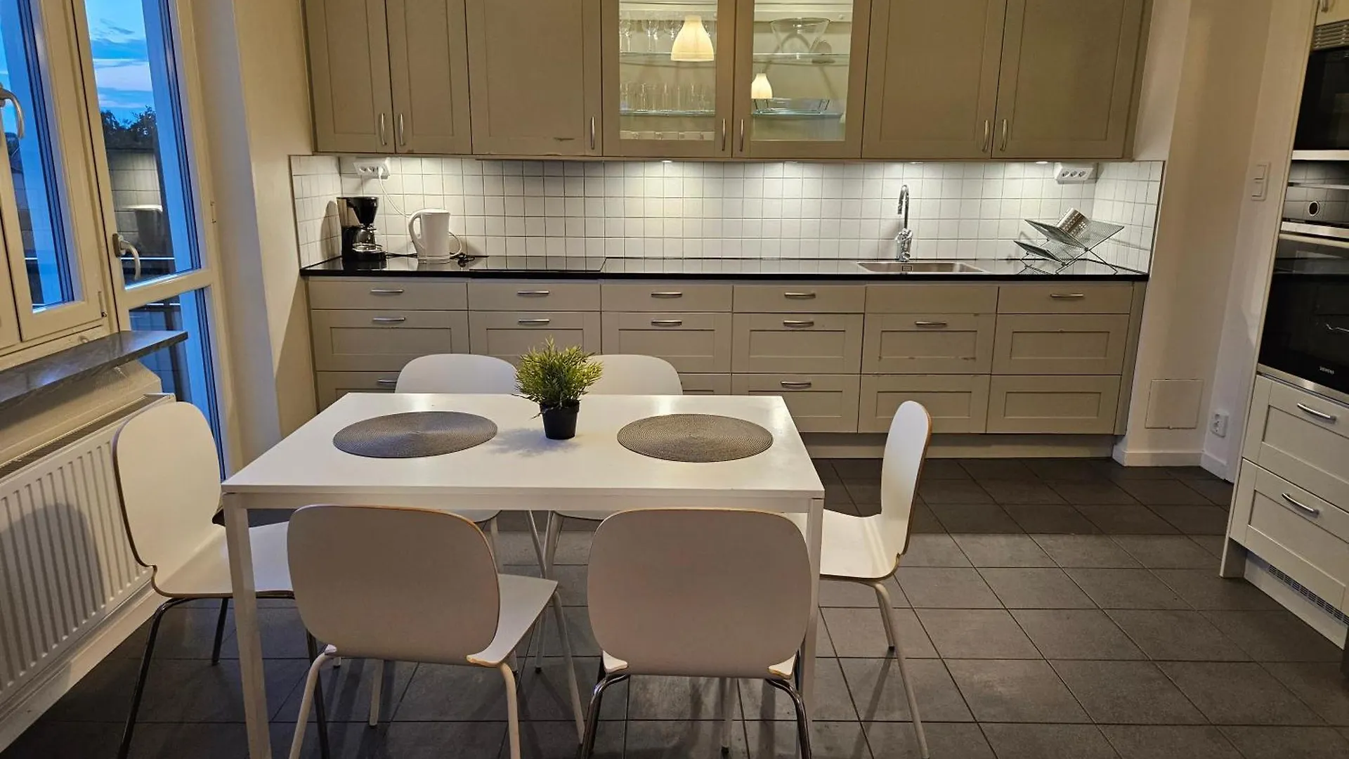 Home Inn Loev70 Stockholm Sweden