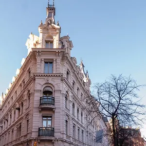 Elite Plaza Hotel